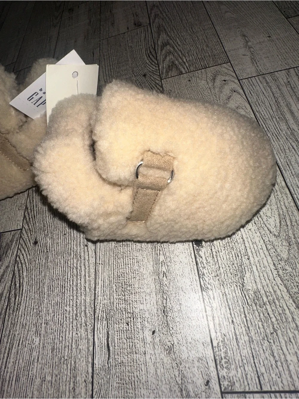 New! BabyGap Cozy Cream Sherpa Kids Slip-On Shoes size 3-6 months